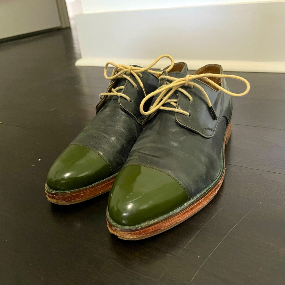 J Shoes Women’s Dark Blue and Green Cap Toe Leather Oxfords size 8.5